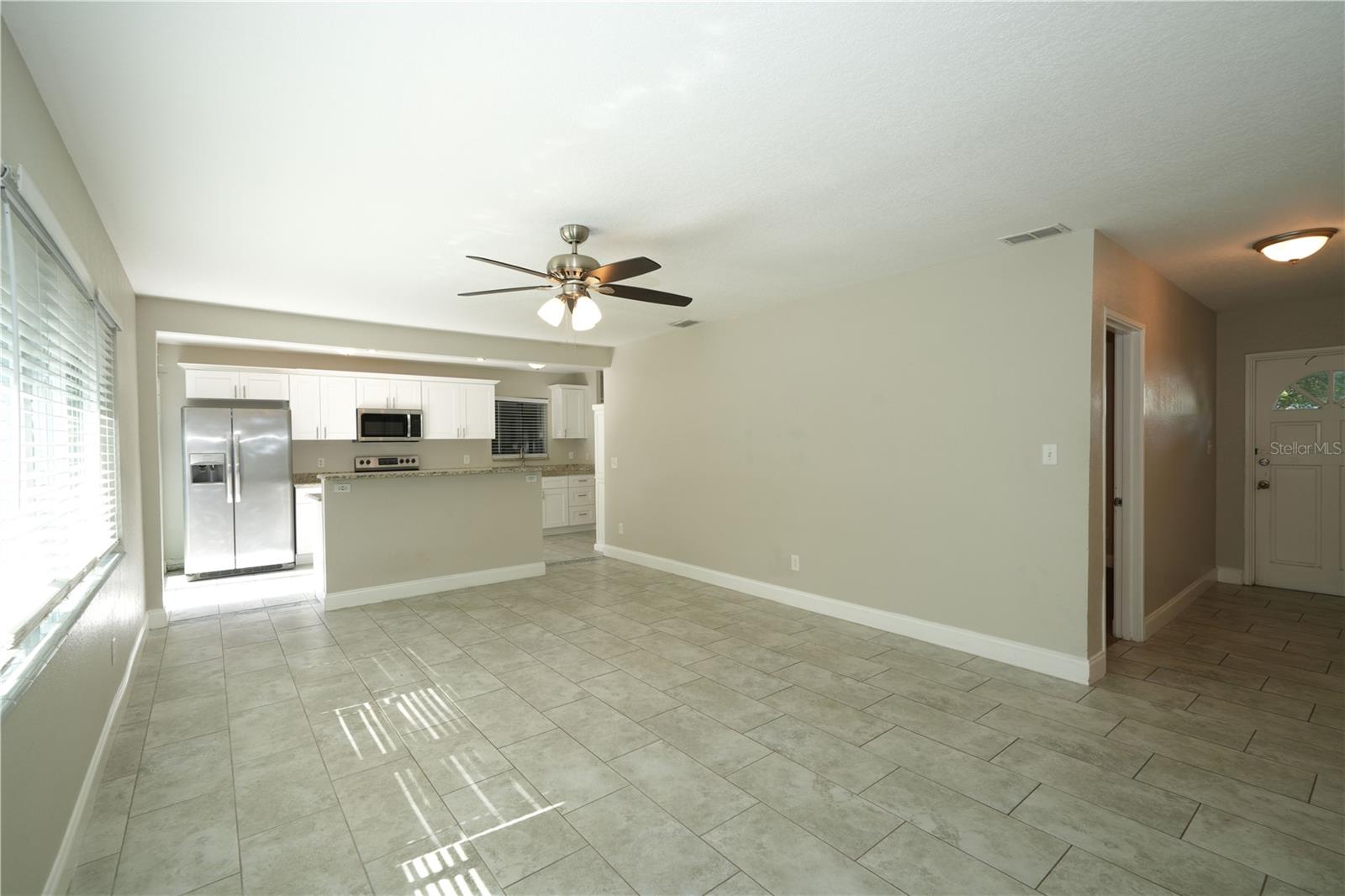 4517 S CLARK AVE — photo 9