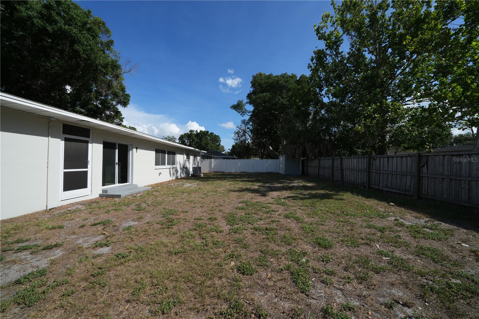 4517 S CLARK AVE — photo 19