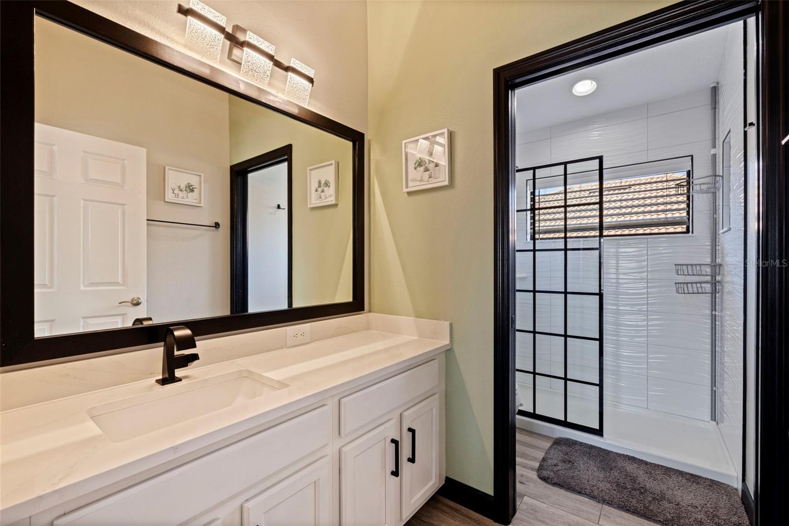 11508 OYSTER BAY CIR — photo 44