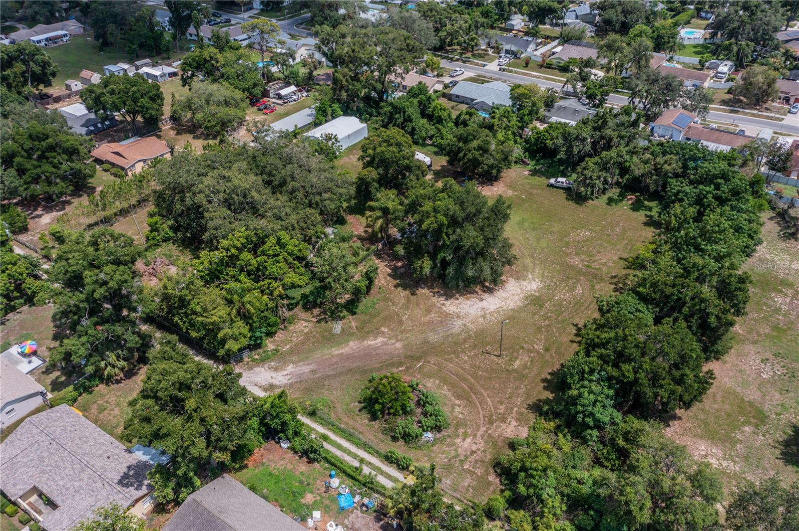 441 OVERHILL DR — photo 12