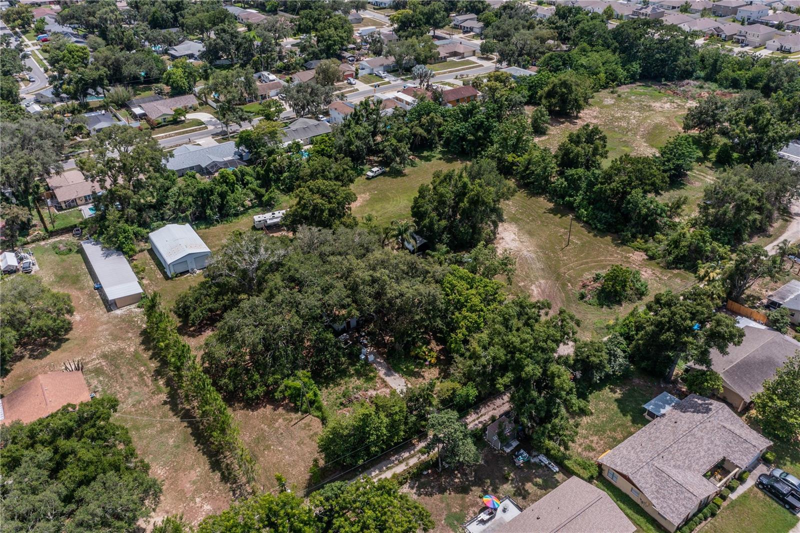 441 OVERHILL DR — photo 15