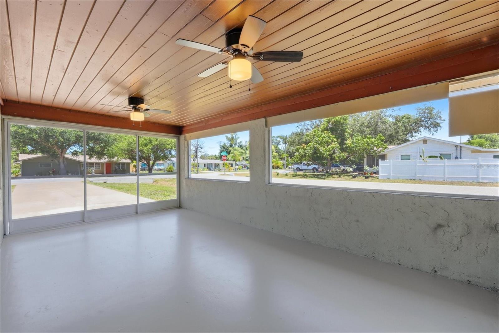 155 MAGNOLIA AVE — photo 19