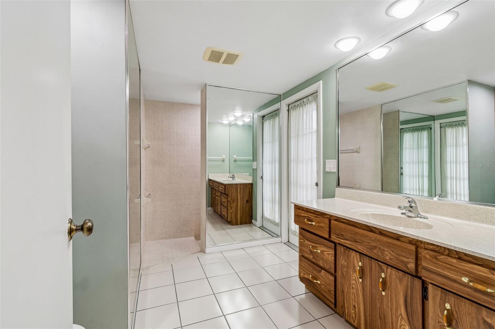 1563 MISTY PLATEAU TRL — photo 43