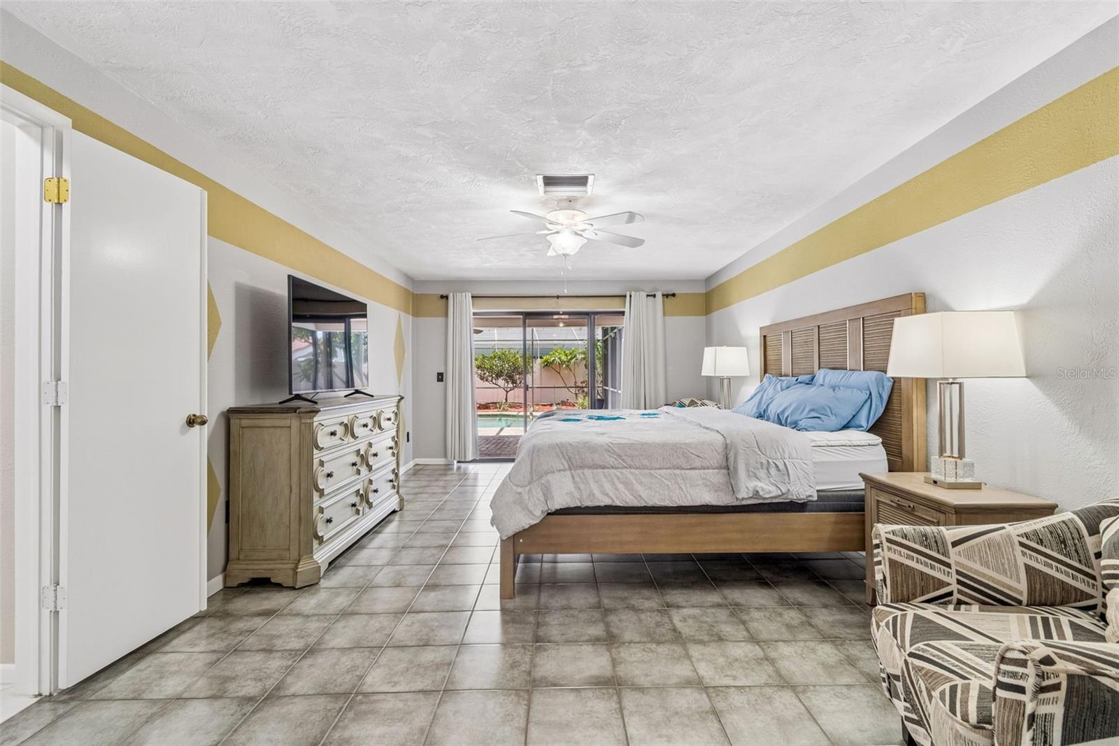 1563 MISTY PLATEAU TRL — photo 25