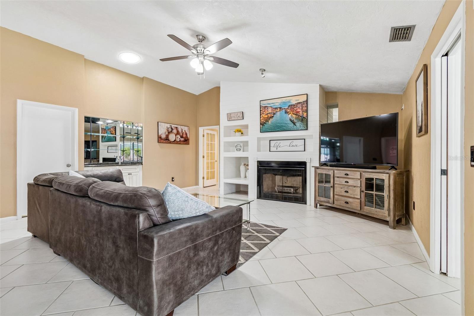 1563 MISTY PLATEAU TRL — photo 13