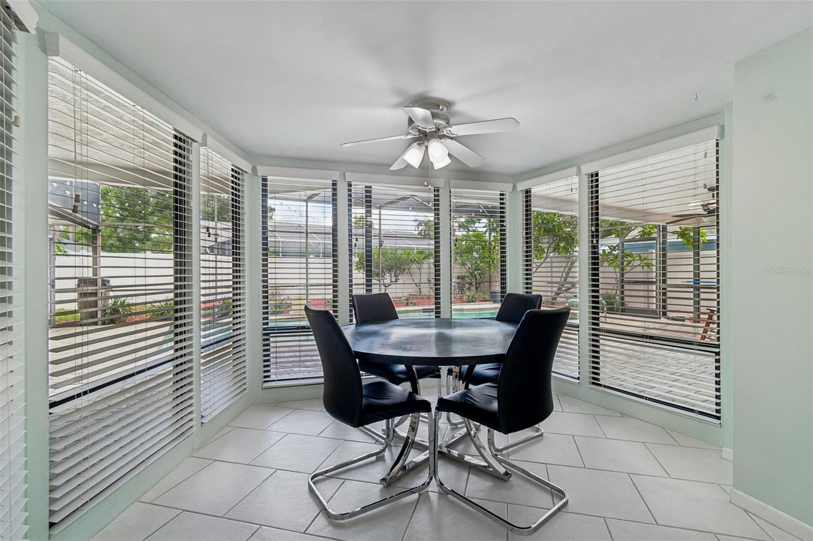 1563 MISTY PLATEAU TRL — photo 22