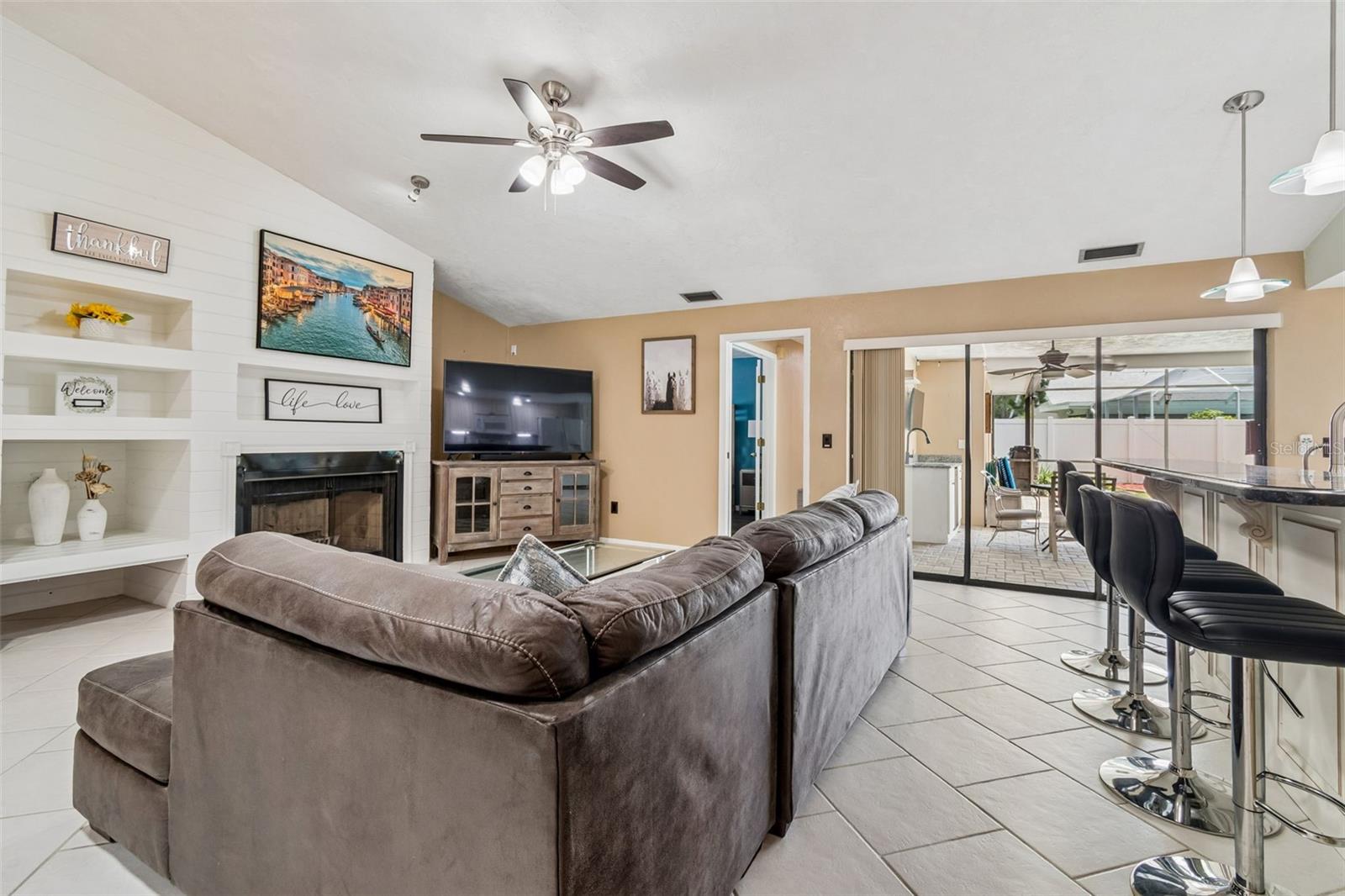 1563 MISTY PLATEAU TRL — photo 16