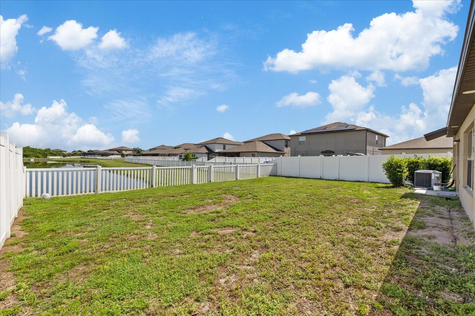 11803 BLACKEYED SUSAN DR — photo 35