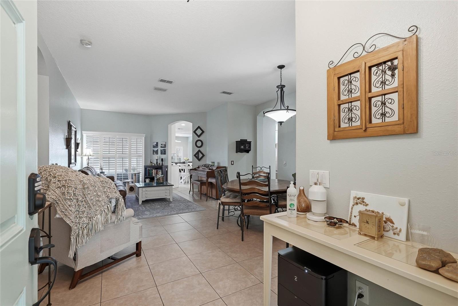 16748 MIDSUMMER LN — photo 8