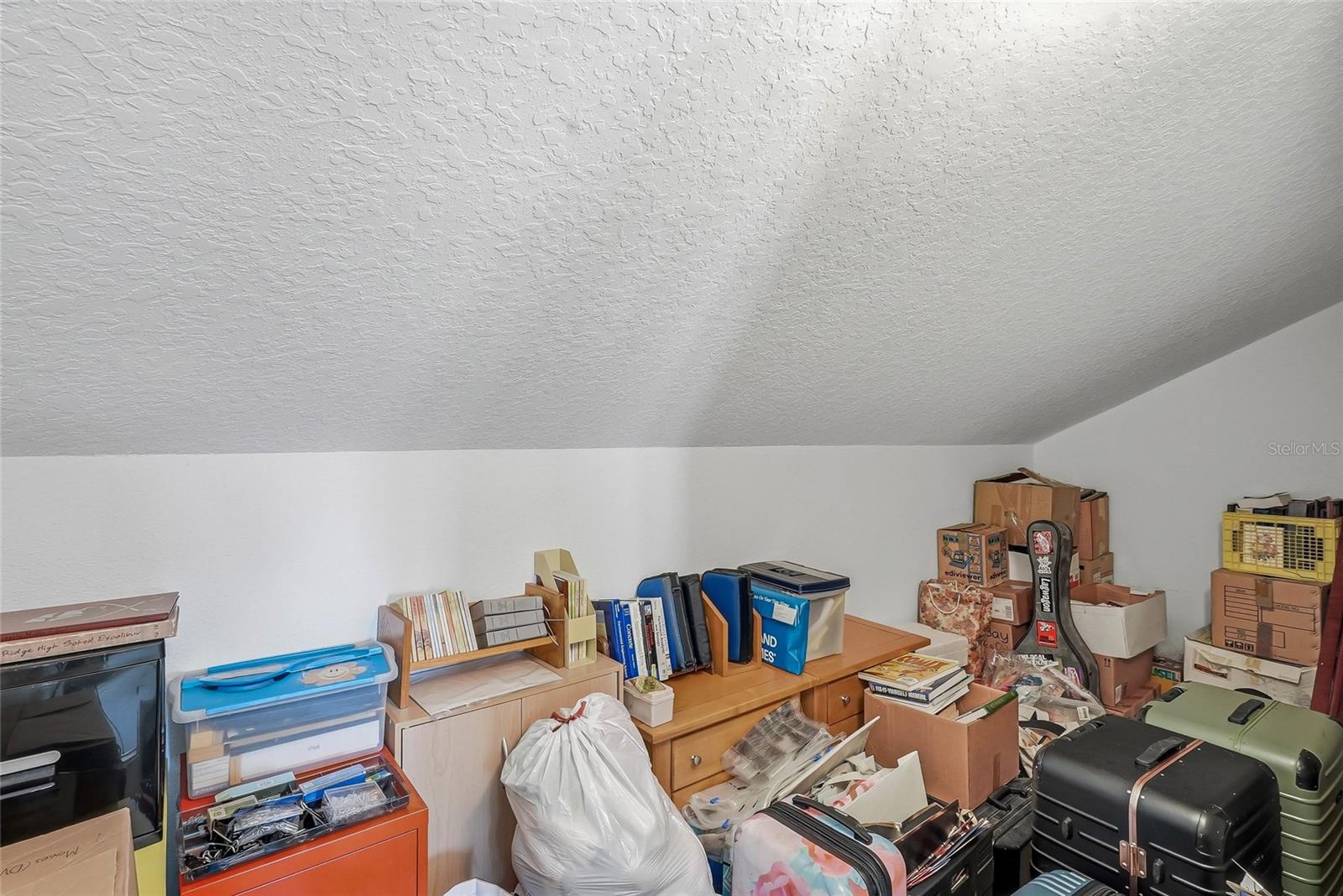 16748 MIDSUMMER LN — photo 37