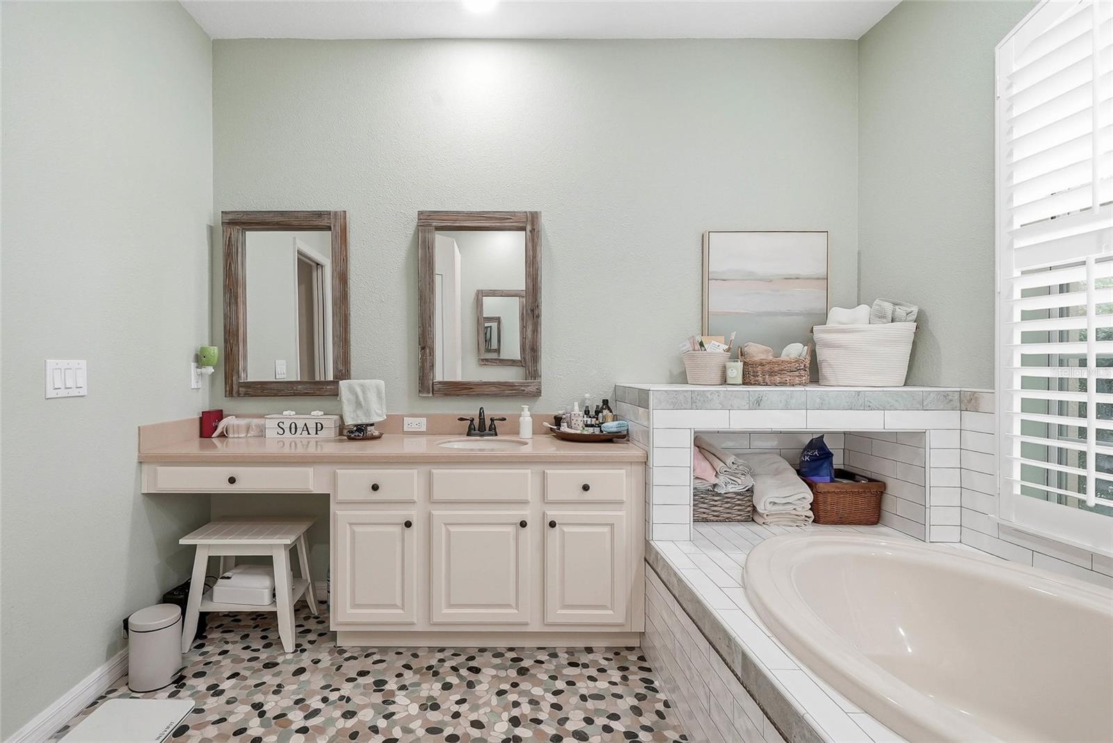16748 MIDSUMMER LN — photo 42