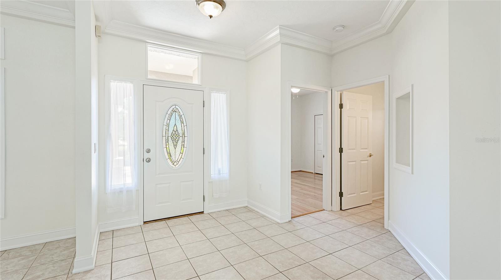 534 OAK BAY DR — photo 4