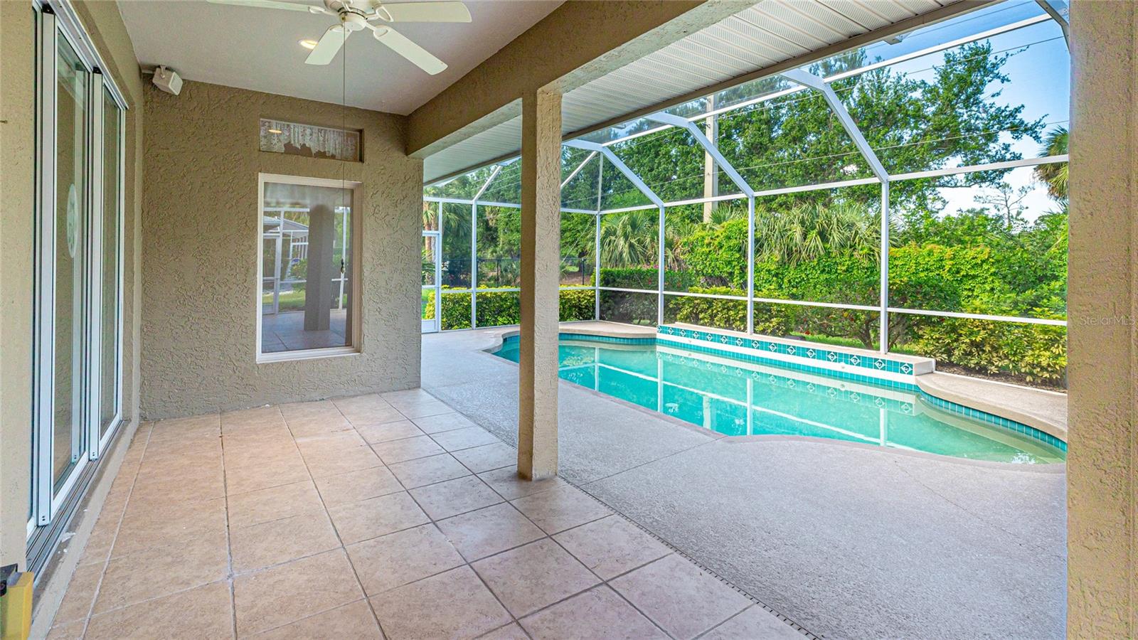534 OAK BAY DR — photo 34