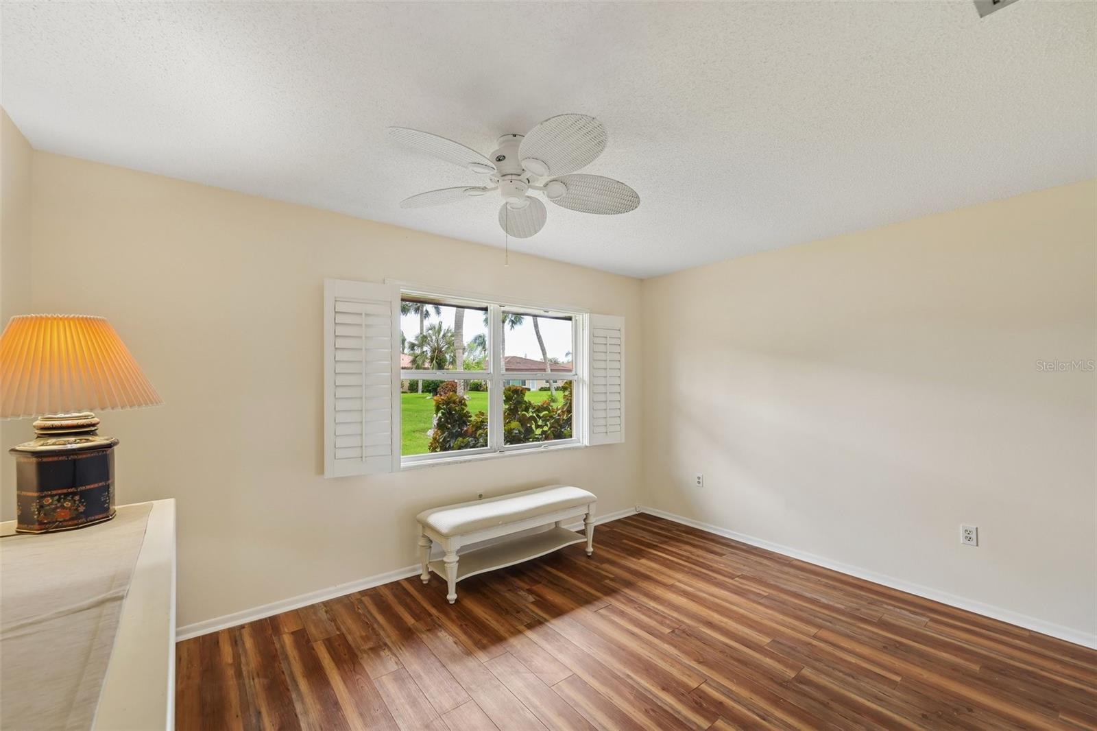 3210 CAMBRIDGE AVE — photo 23