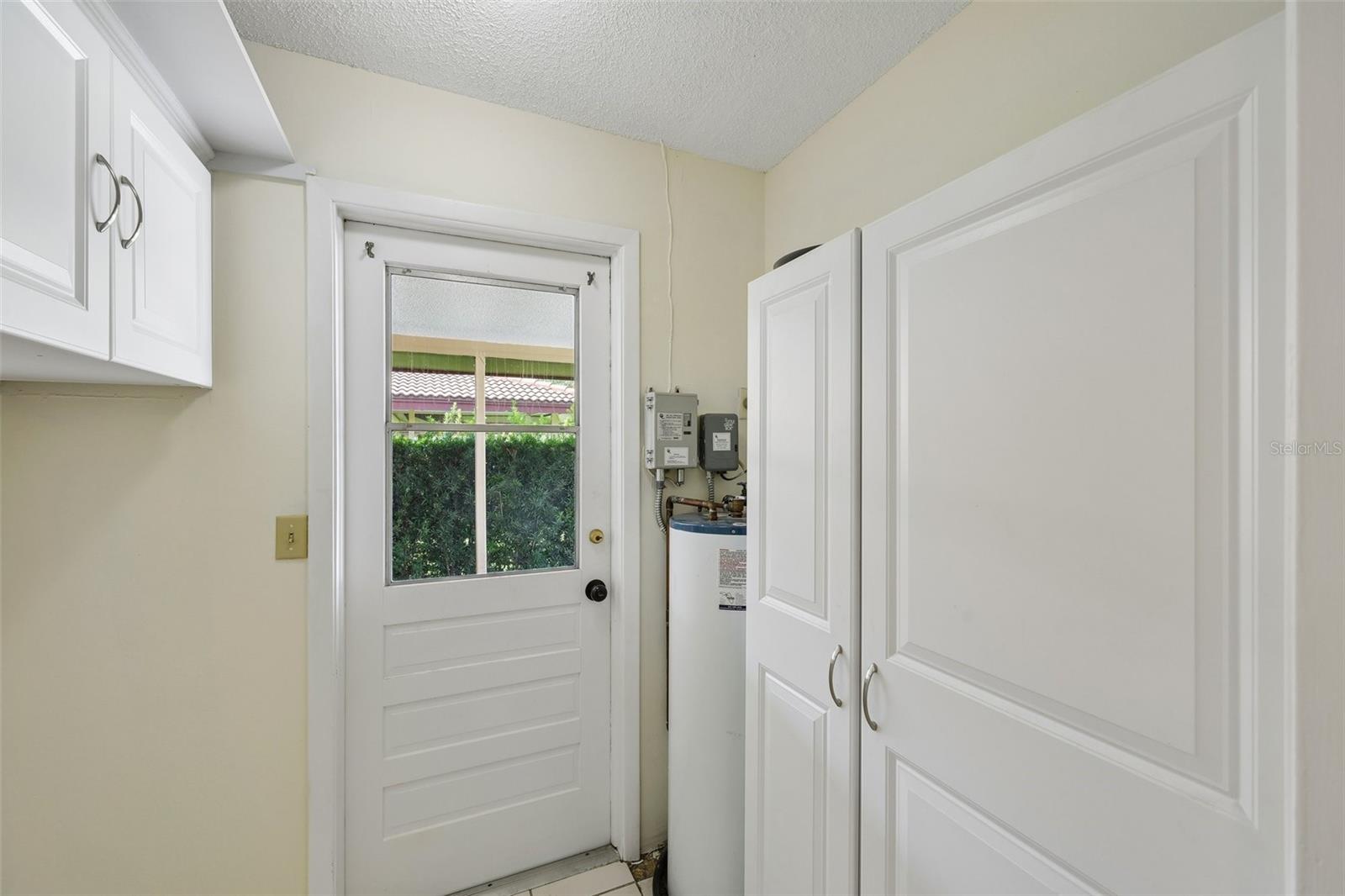 3210 CAMBRIDGE AVE — photo 26