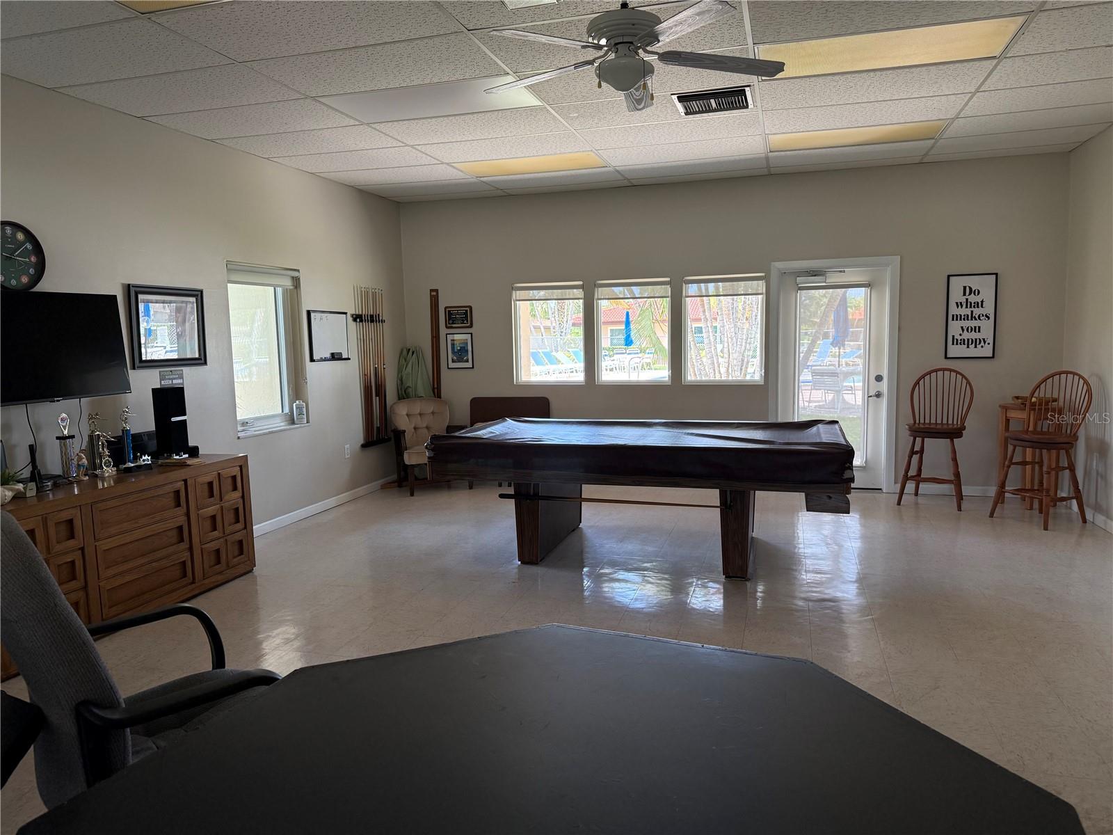 3210 CAMBRIDGE AVE — photo 32