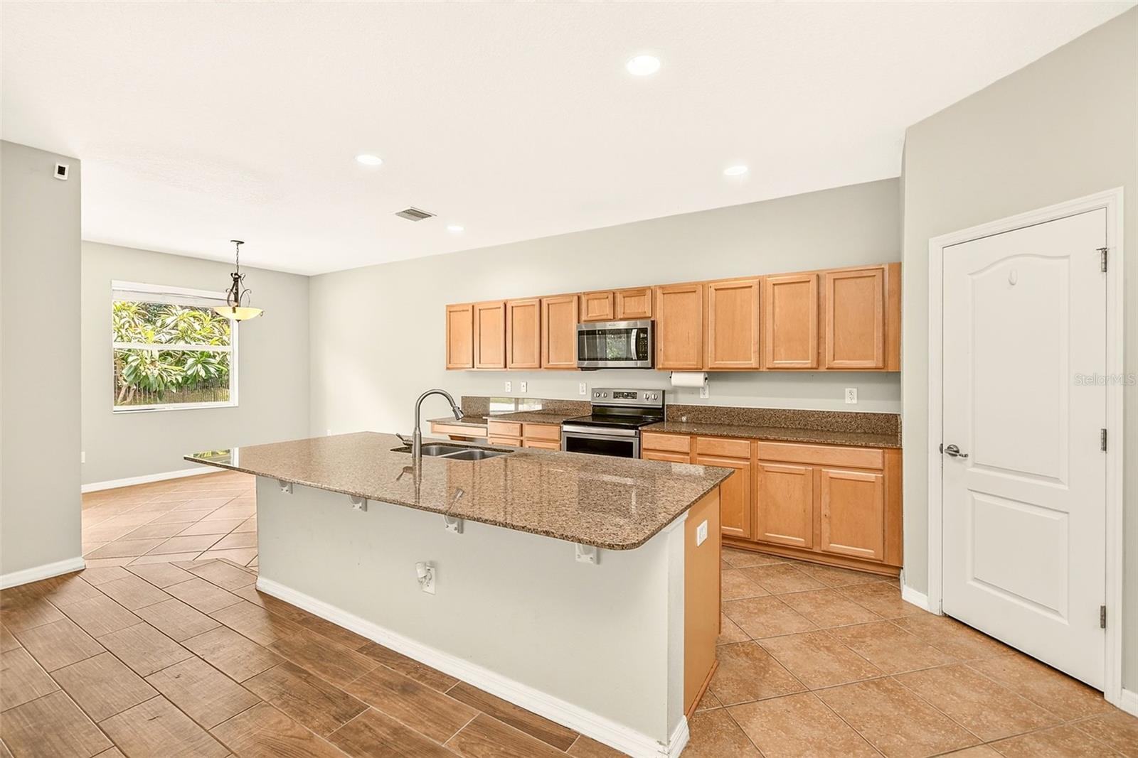2917 WINGLEWOOD CIR — photo 8
