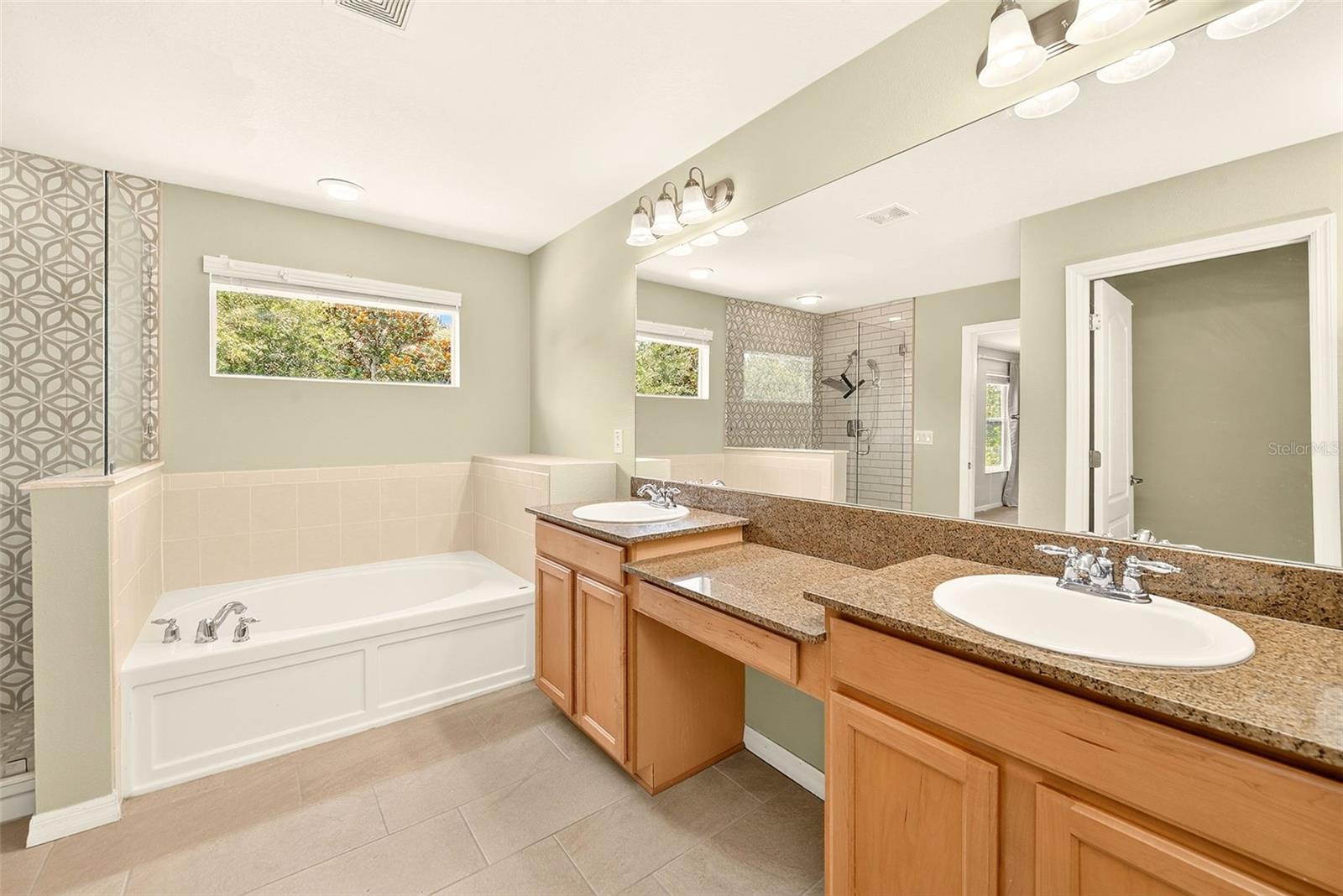 2917 WINGLEWOOD CIR — photo 18