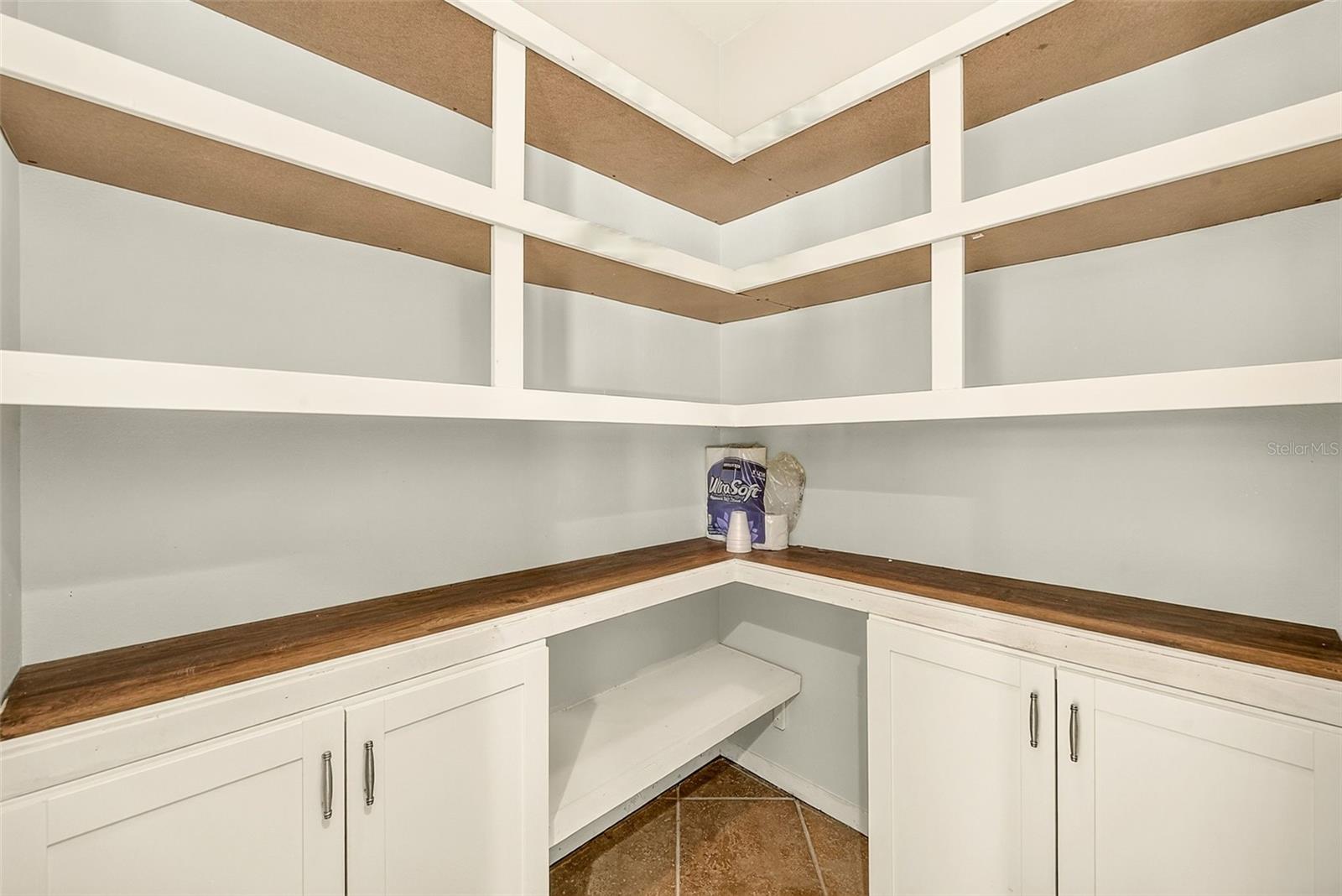 2917 WINGLEWOOD CIR — photo 11
