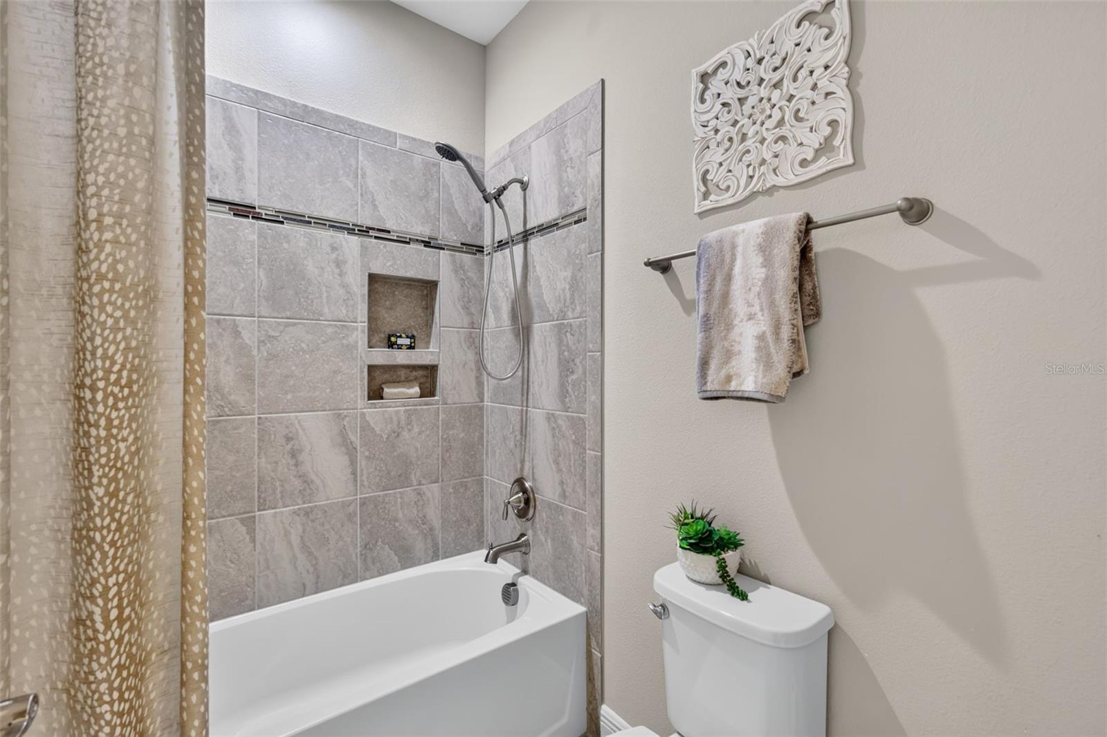 13470 NEWPORT SHORES DR — photo 41