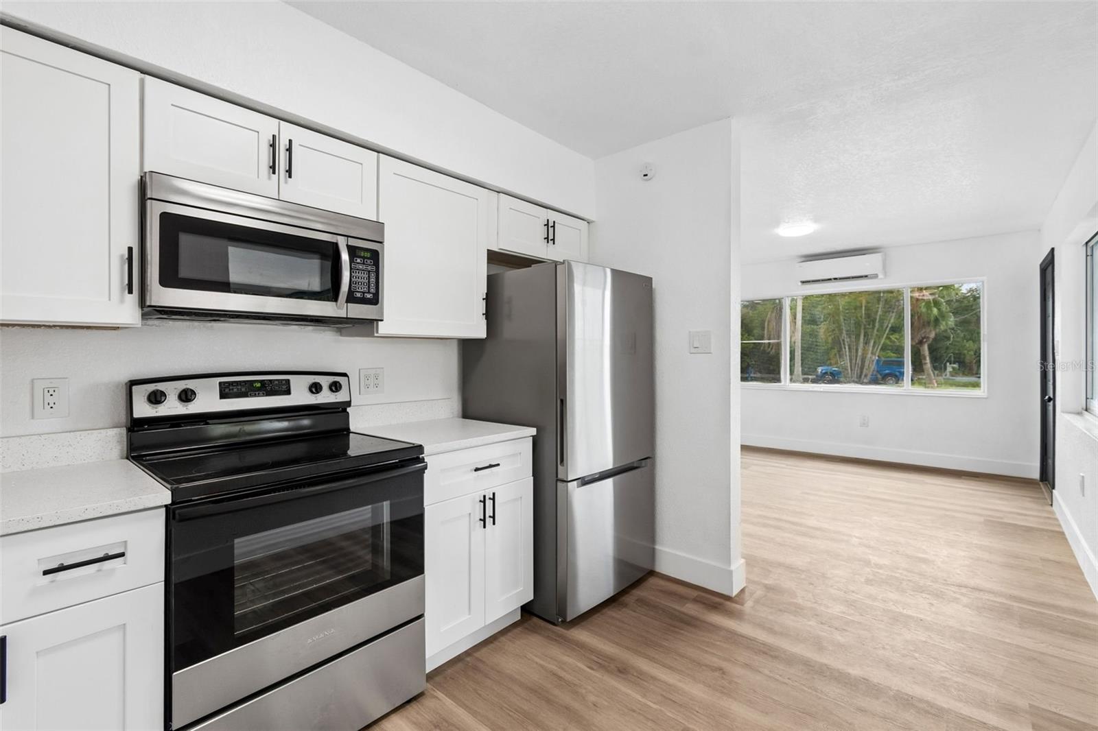 2832 MIRIAM ST S — photo 26