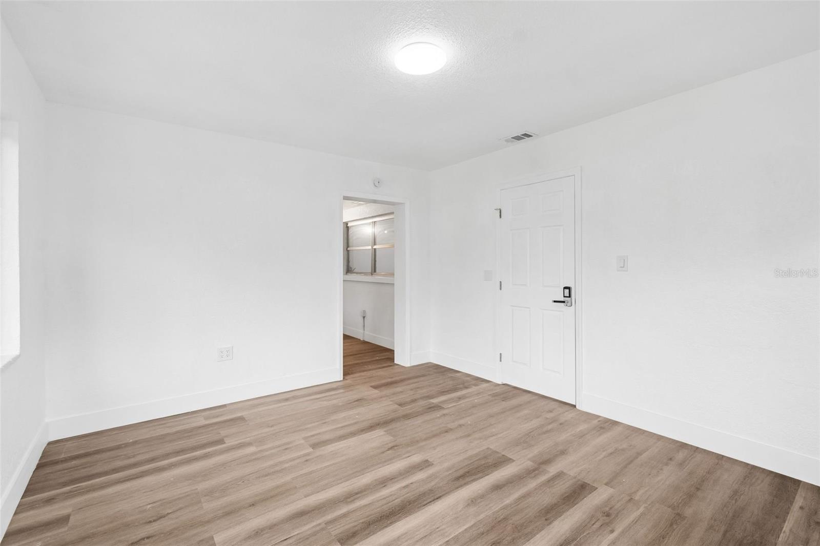 2832 MIRIAM ST S — photo 9