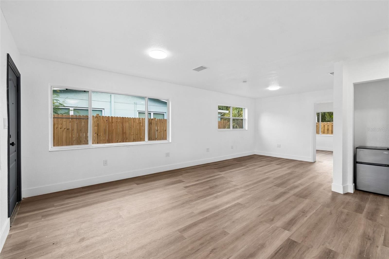 2832 MIRIAM ST S — photo 15