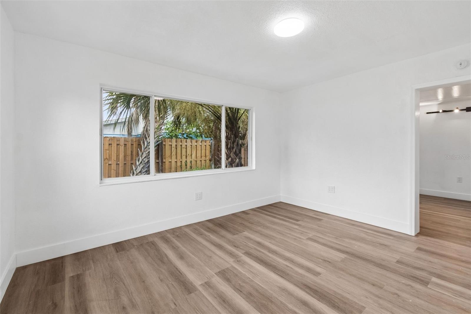 2832 MIRIAM ST S — photo 19