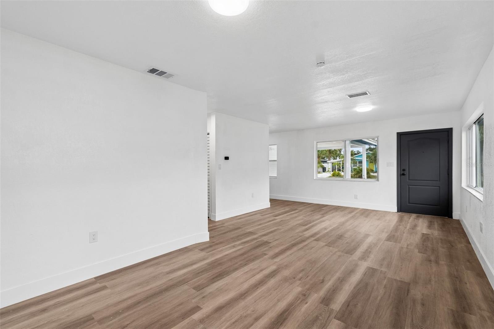 2832 MIRIAM ST S — photo 7