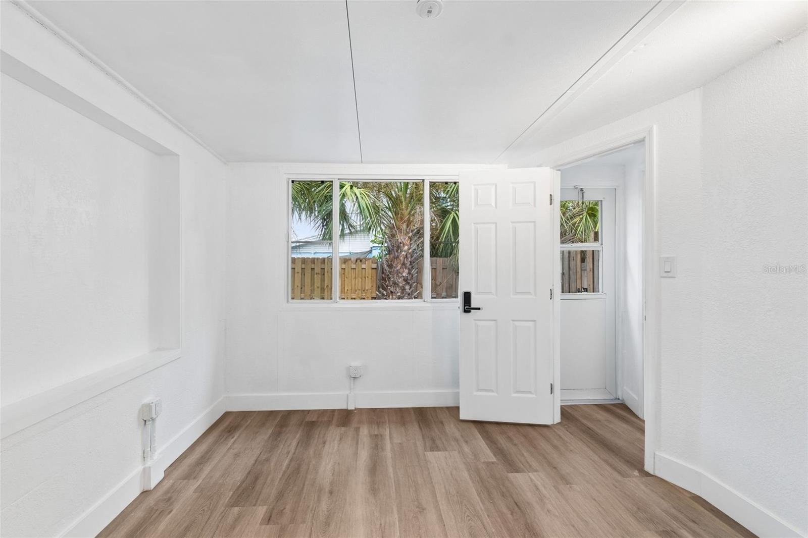 2832 MIRIAM ST S — photo 13