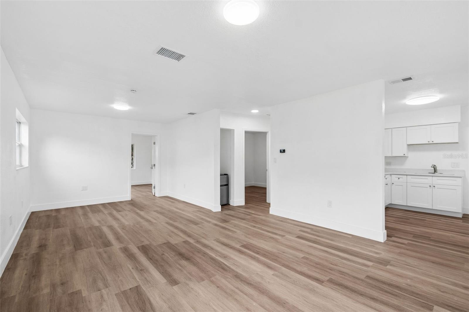 2832 MIRIAM ST S — photo 6