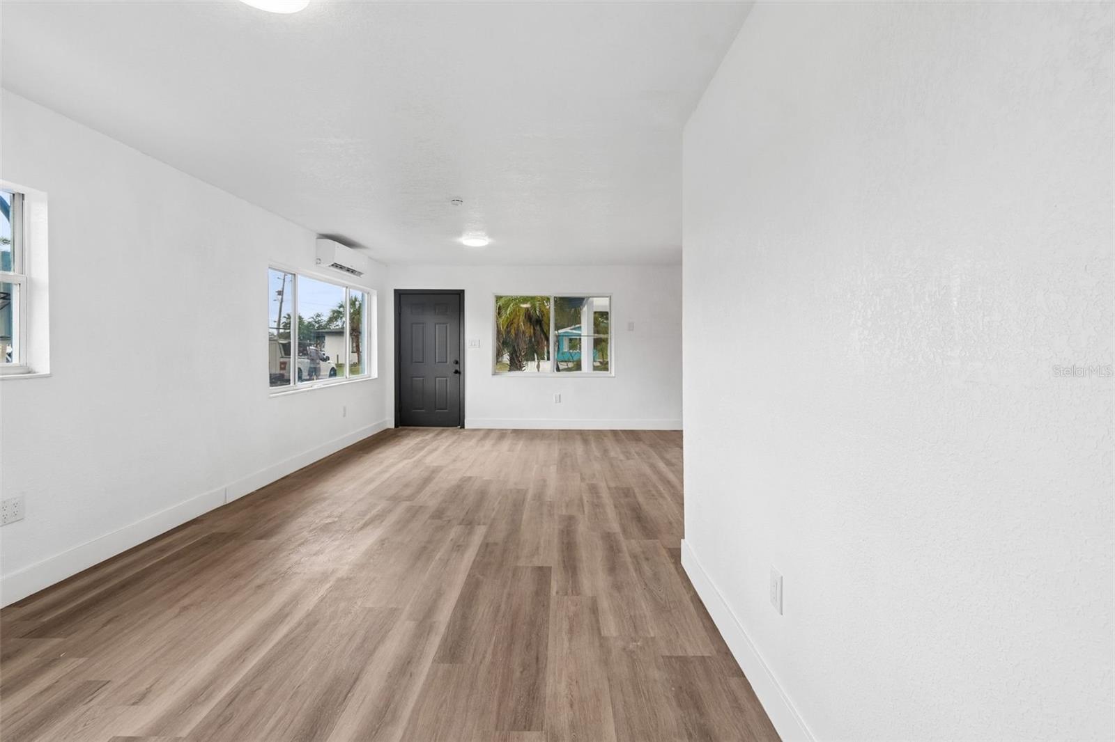 2832 MIRIAM ST S — photo 30