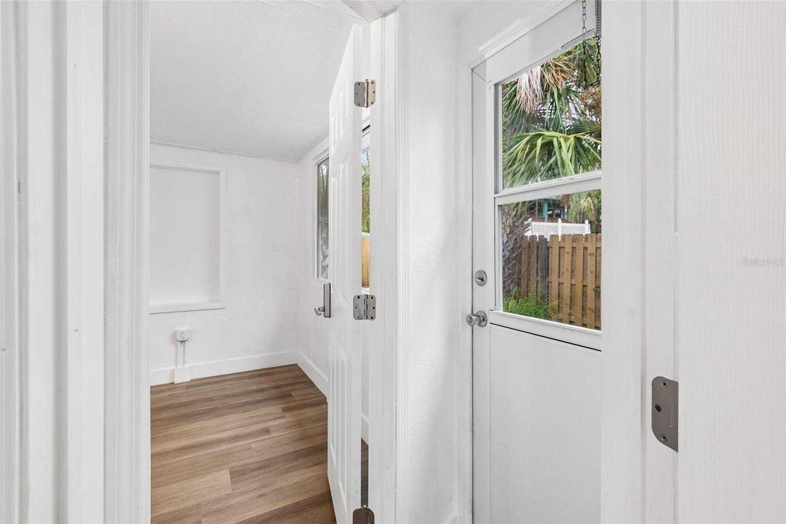 2832 MIRIAM ST S — photo 29