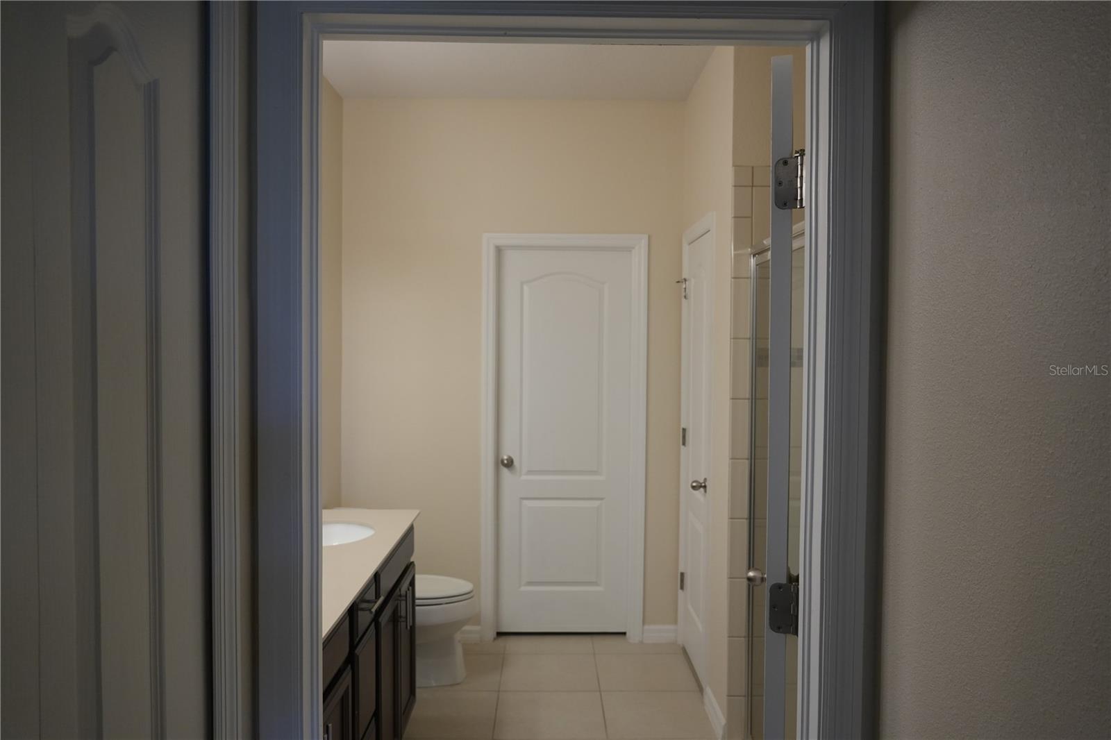 2212 LENNOX DALE LN — photo 16
