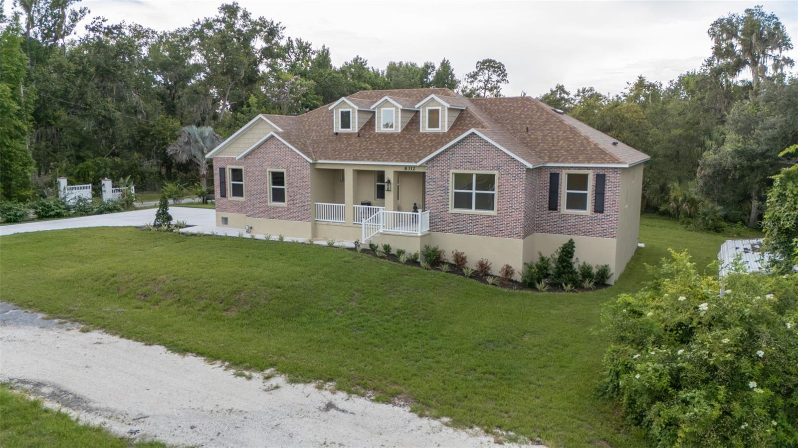 8312 REVELS RD — photo 4