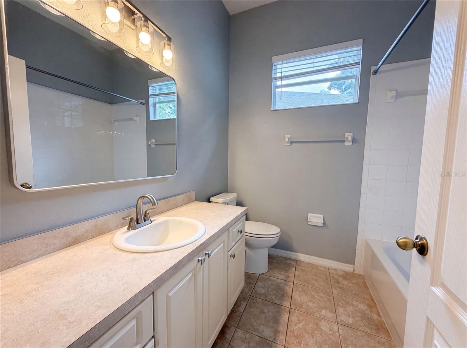 222 TAYLOR BAY LN — photo 8