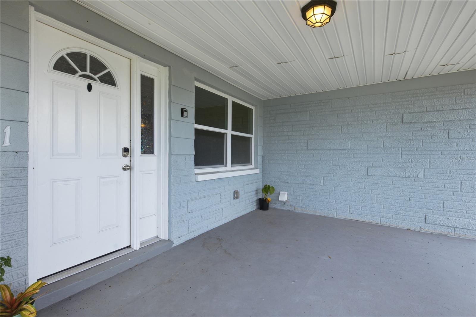 2051 PEGGY DR — photo 14