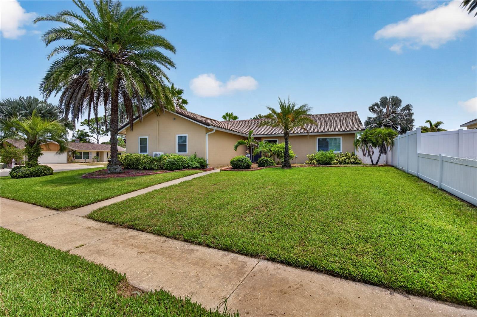 4831 BLUE JAY CIR — photo 5
