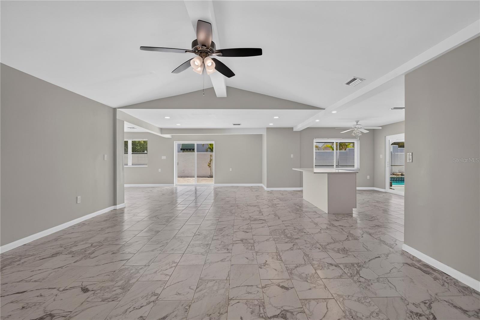 4831 BLUE JAY CIR — photo 10
