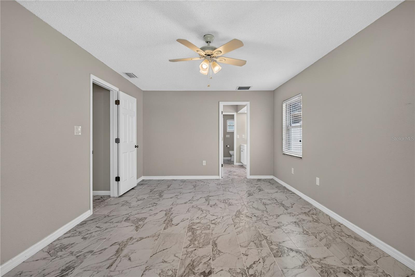 4831 BLUE JAY CIR — photo 34