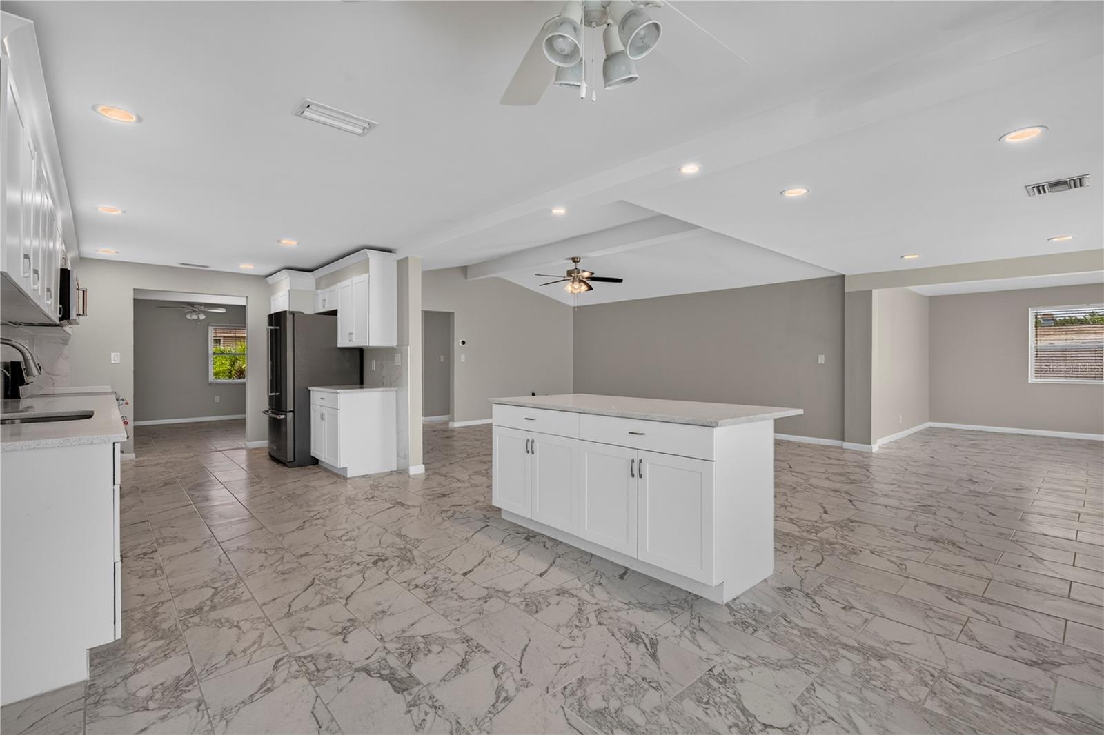 4831 BLUE JAY CIR — photo 16