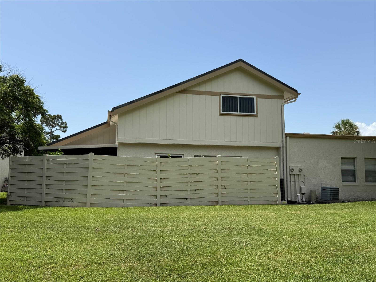 2617 FOREST RUN CT — photo 2