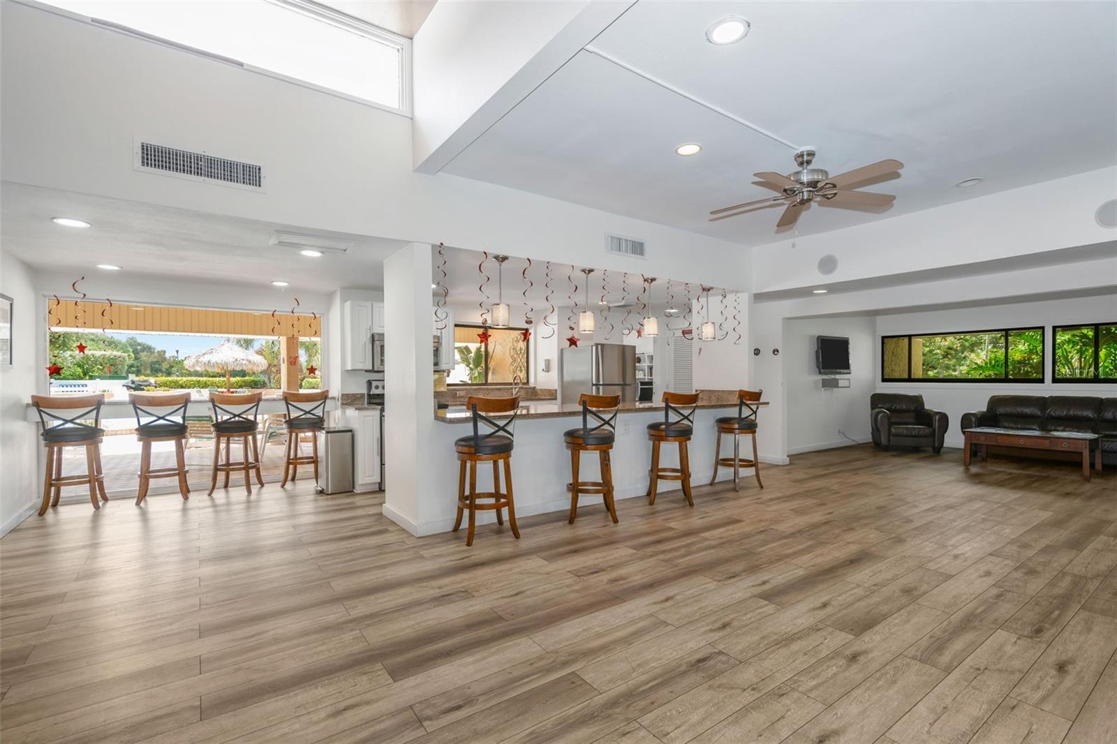 2614 COVE CAY DR #102 — photo 27