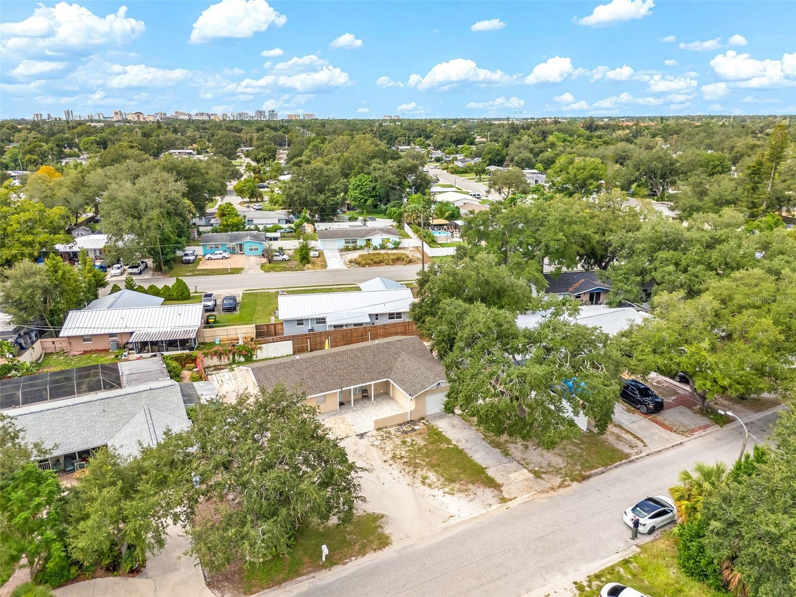 537 MELODY CIR — photo 41