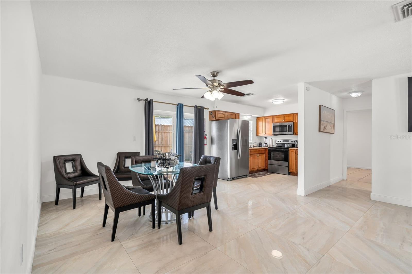 537 MELODY CIR — photo 56