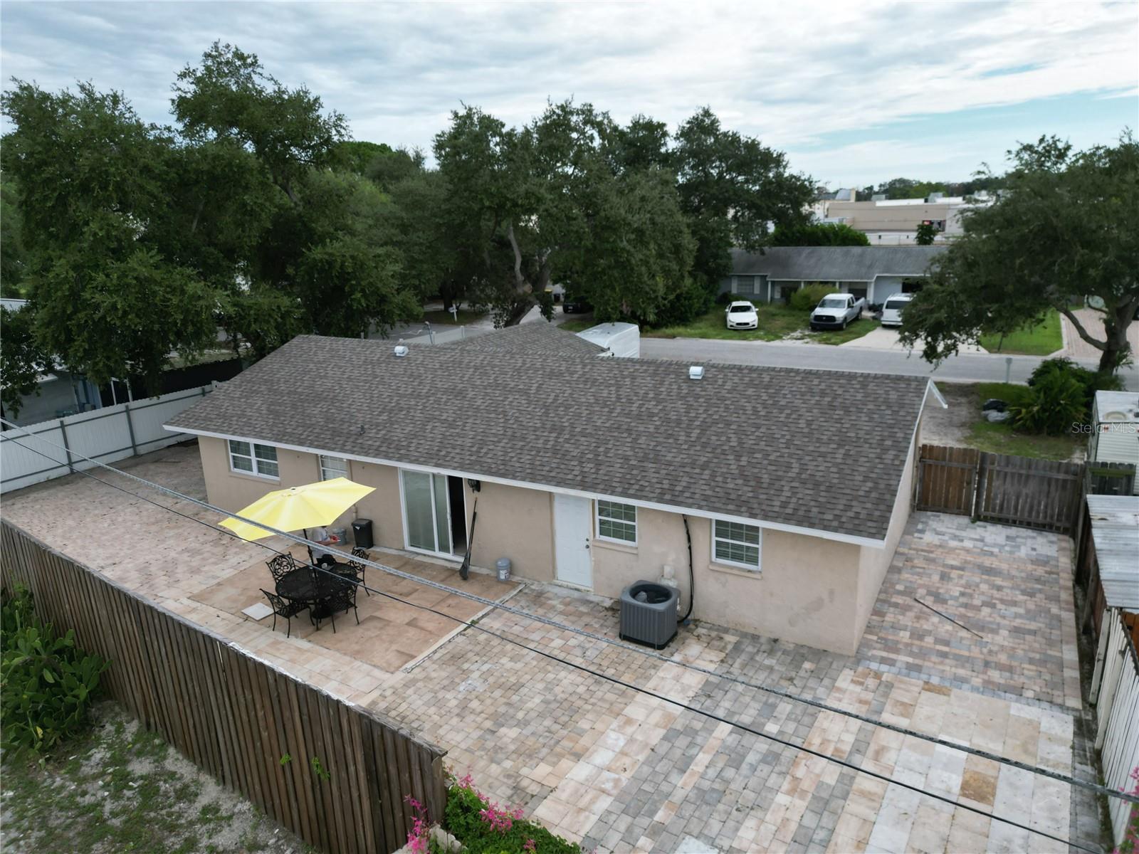 537 MELODY CIR — photo 35