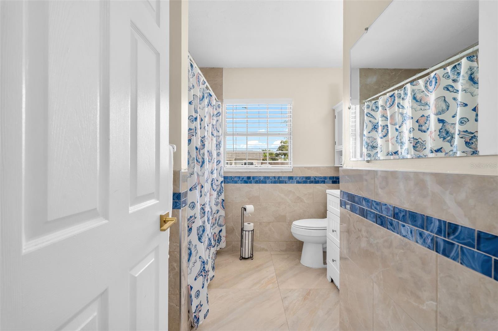 537 MELODY CIR — photo 60