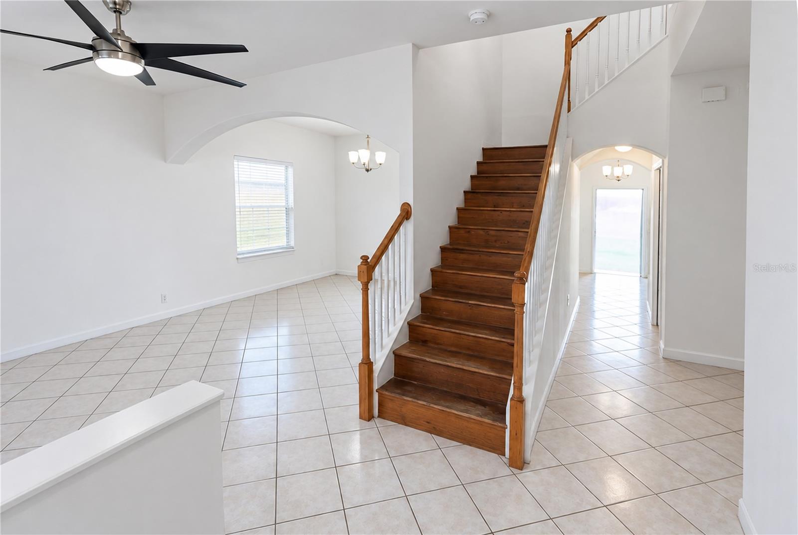 2259 ROANOKE SPRINGS DR — photo 9