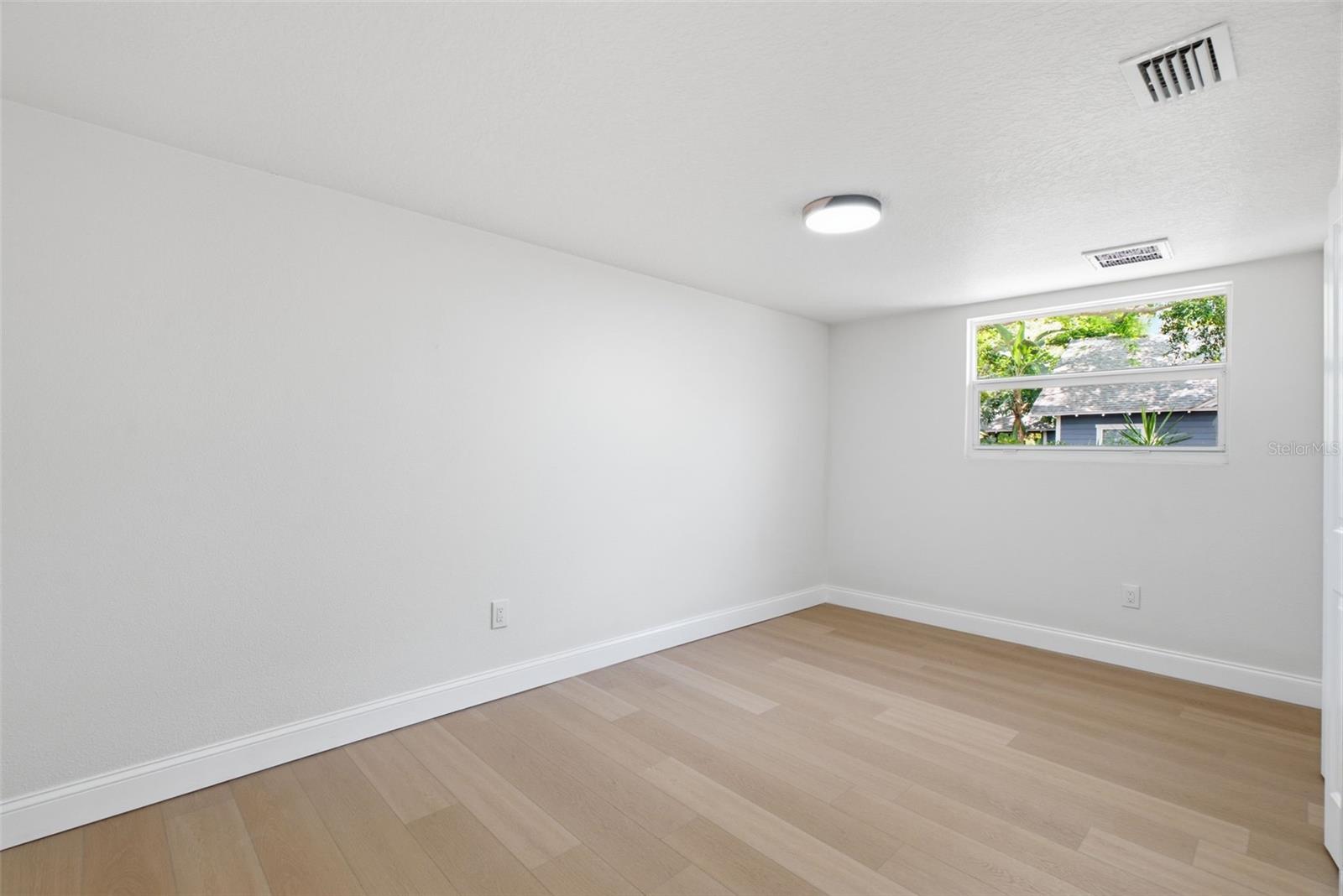 1700 SCRANTON ST S — photo 24