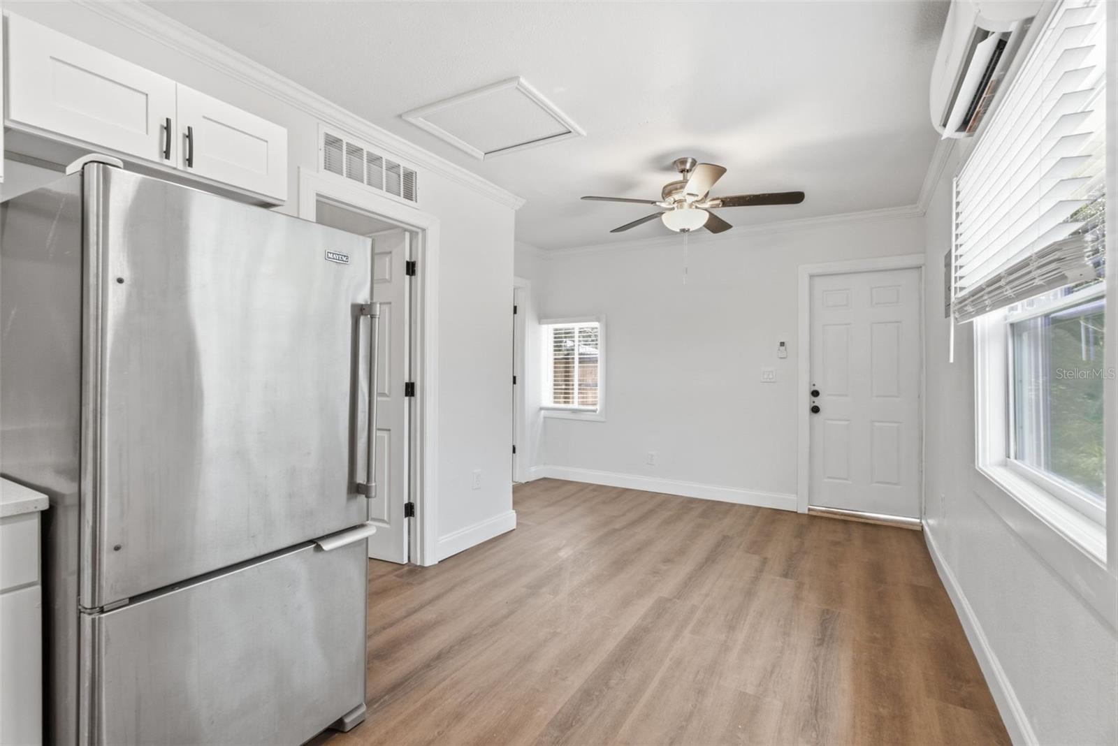 1700 SCRANTON ST S — photo 37